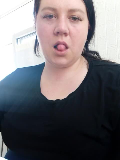 AnnaVictoriaa Live Sex April 17, 2026