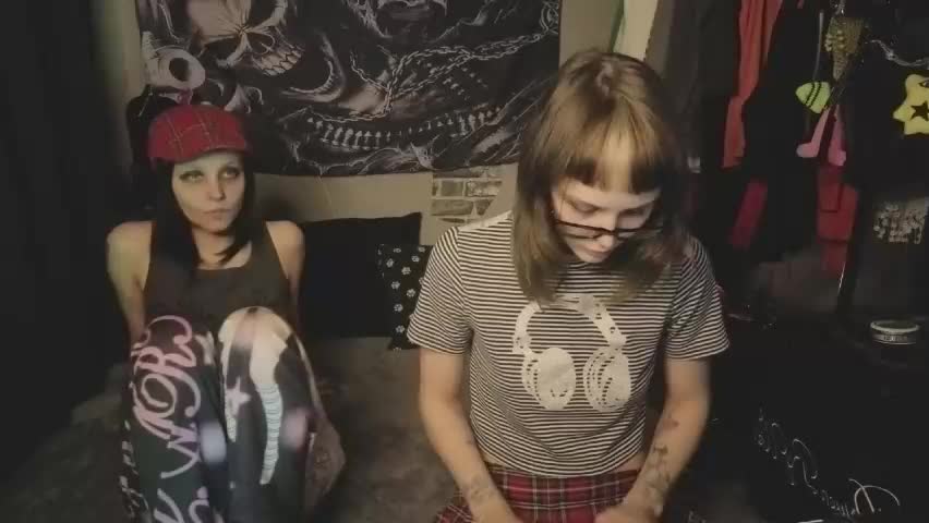 twins_terror Live Sex April 17, 2026