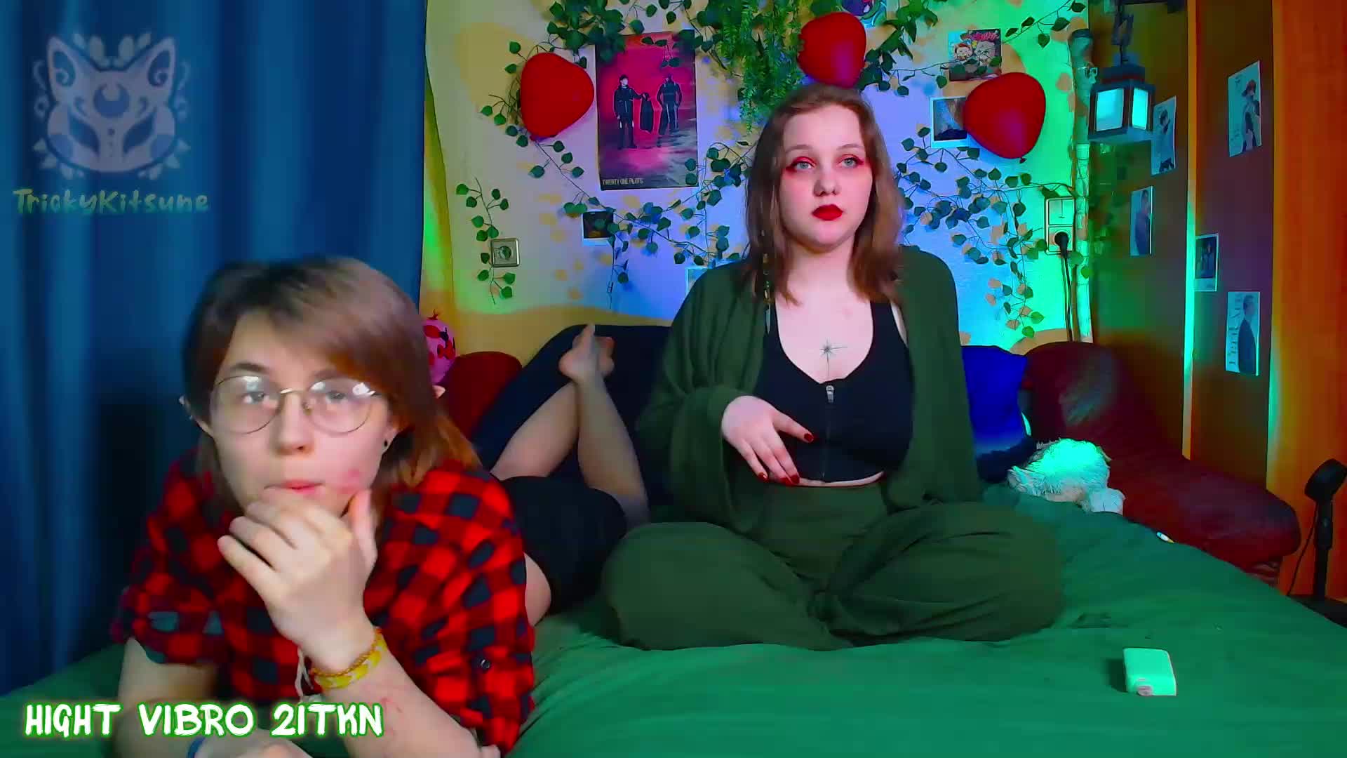 Tricky_Kitsune Live Sex April 17, 2026