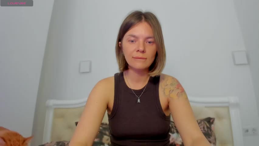 lallie_ Live Sex April 17, 2026