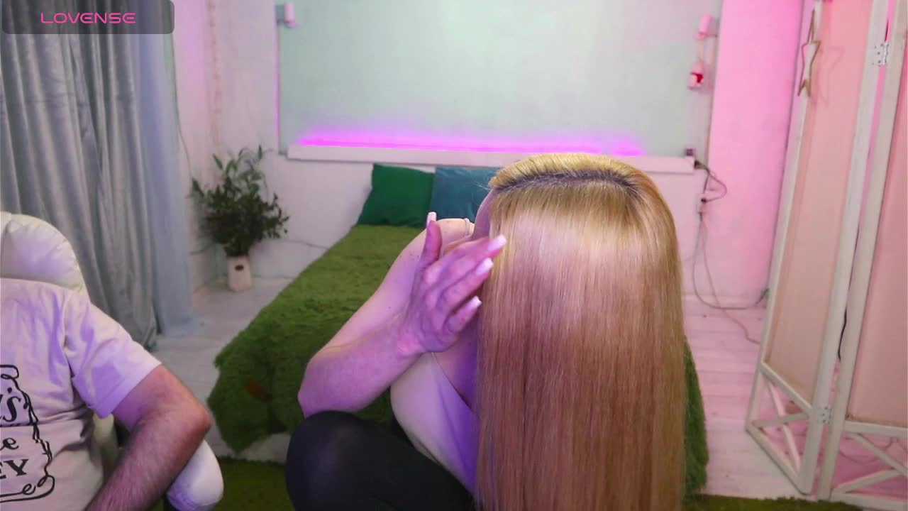 AlisaAleks Live Sex April 17, 2026