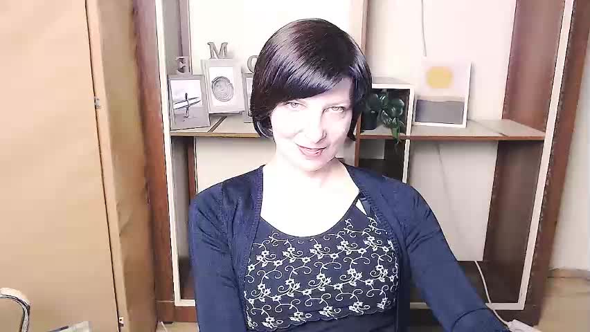 angelinalov_ Live Sex April 17, 2026