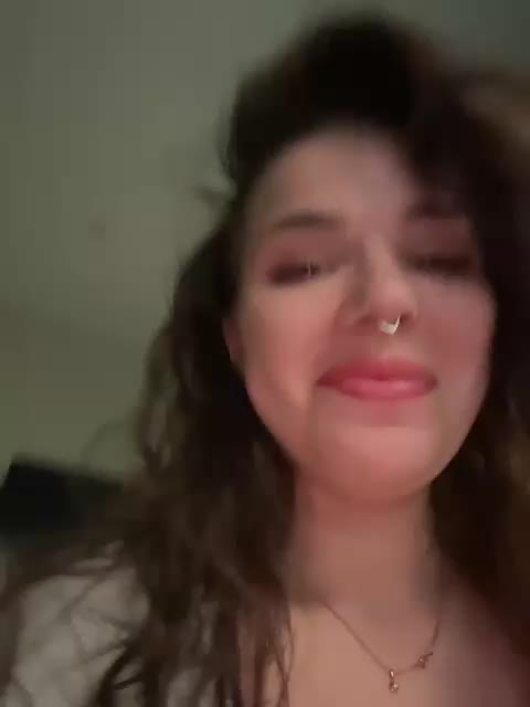 MiniNika Live Sex April 18, 2026
