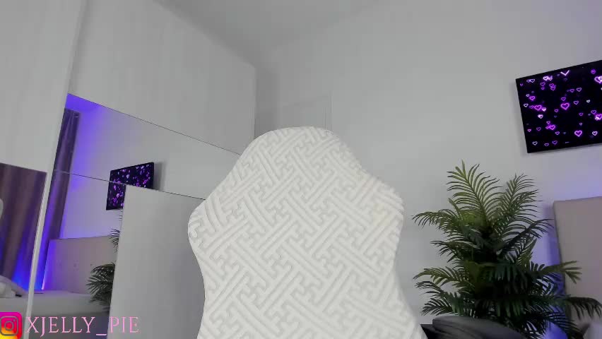 xjelly_piee Live Sex April 18, 2026
