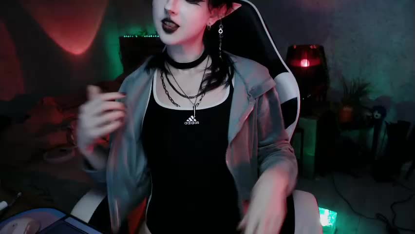 brandy_queen Live Sex April 18, 2026