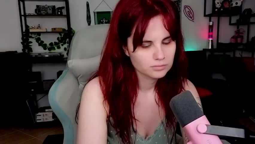 dellacrush_ Live Sex April 18, 2026