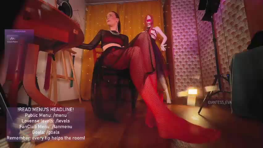 giantess_eva Live Sex April 18, 2026