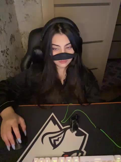 Aloeloea Live Sex April 18, 2026