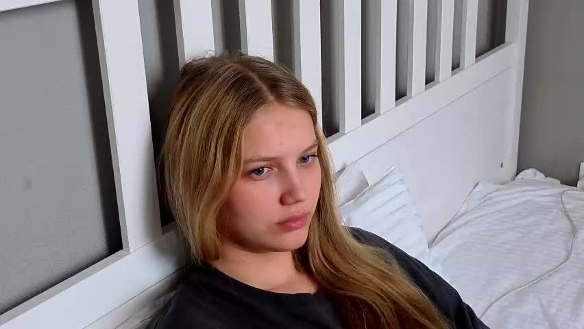 lil_tasty33 Live Sex April 18, 2026