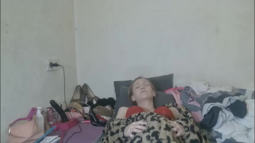 mistressmilly32 Live Sex April 18, 2026