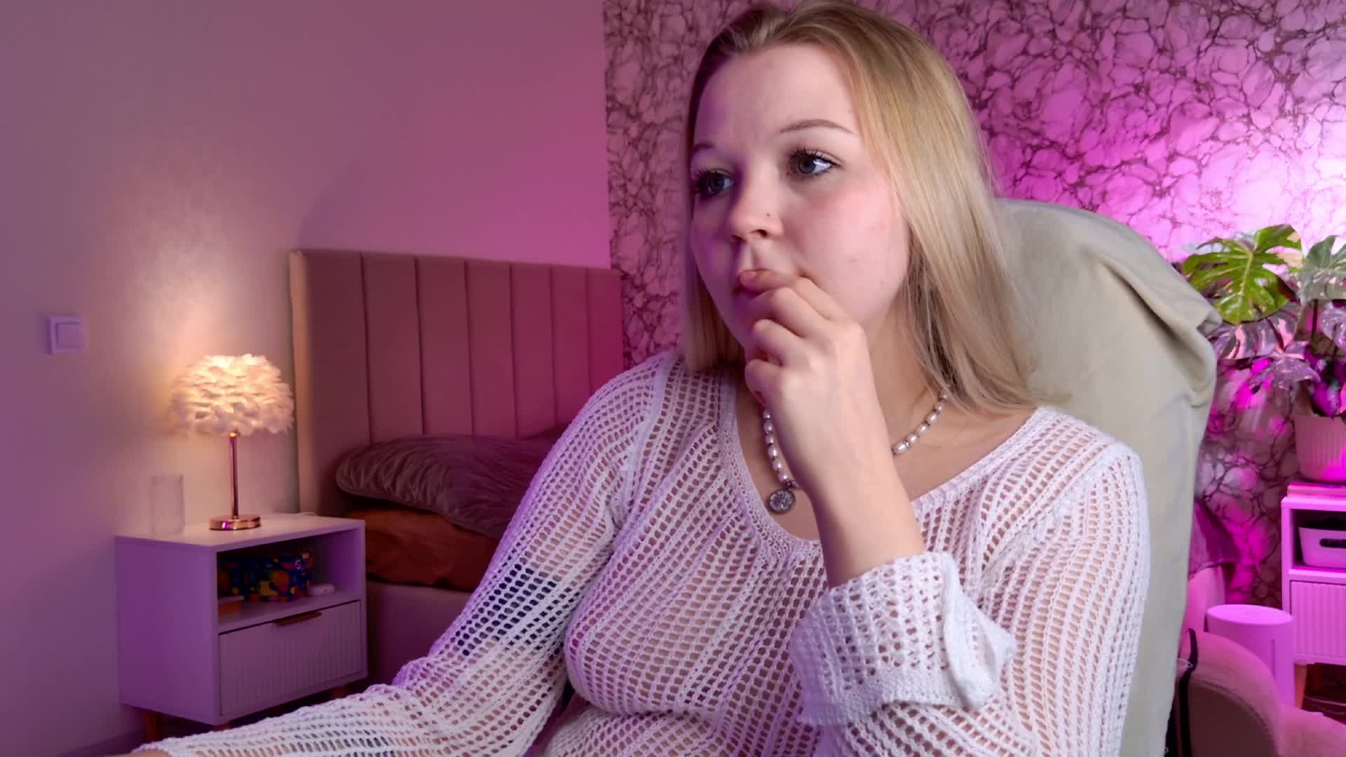 jane-suckss Live Sex April 19, 2026