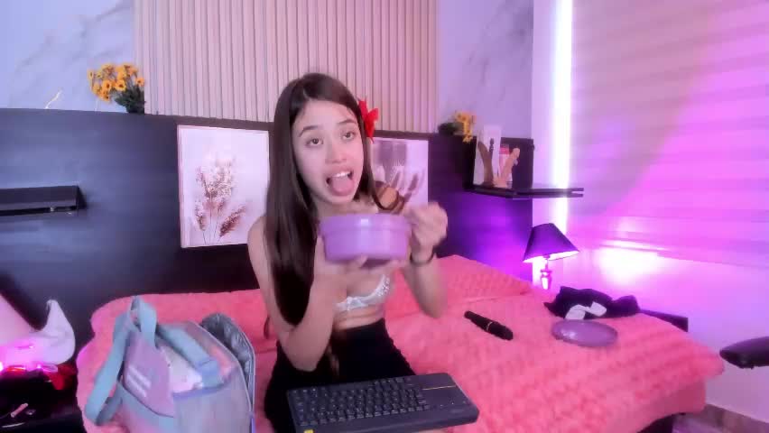 lara_as Live Sex April 19, 2026