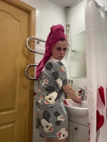 LolaSexxx Live Sex April 19, 2026