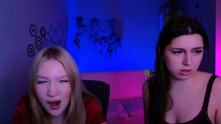 playful_sophie Live Sex April 19, 2026