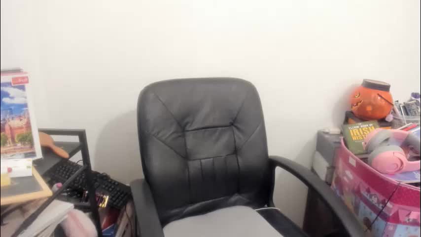 artsyandcraftsy_ Live Sex April 19, 2026