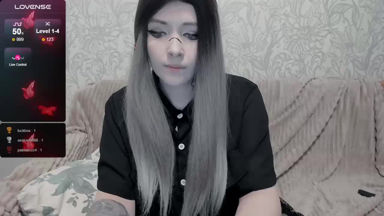 your_woman Live Sex April 19, 2026
