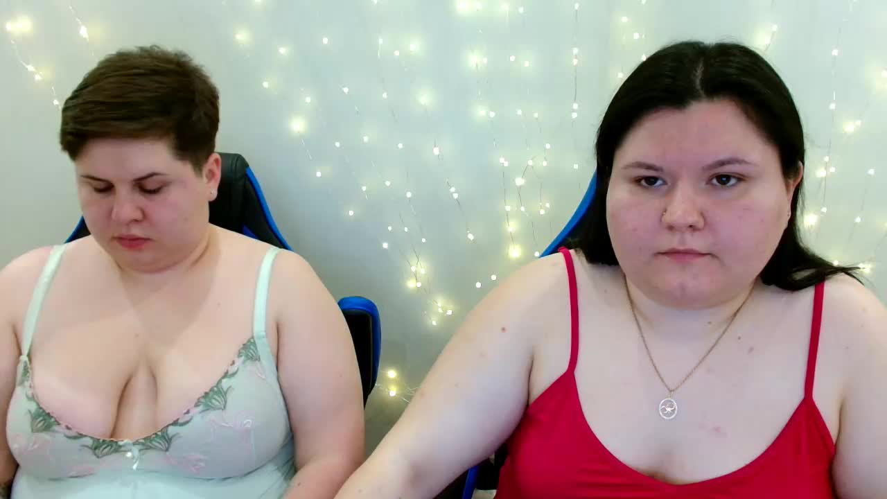 BeckyAndEllen Live Sex April 19, 2026
