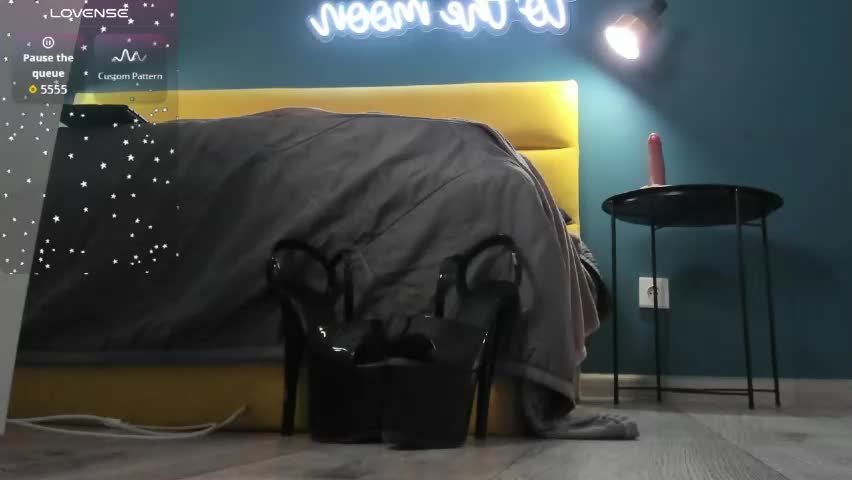diana_garrett Live Sex April 20, 2026