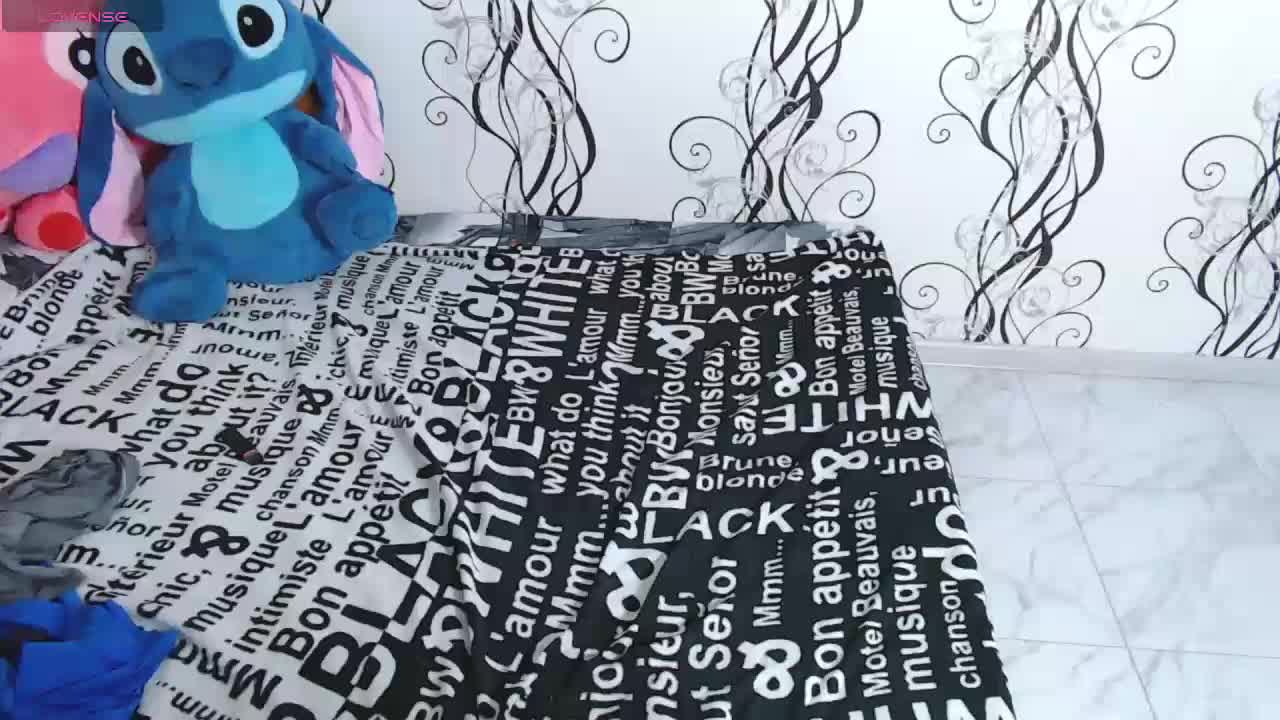 RoyAngela Live Sex April 20, 2026