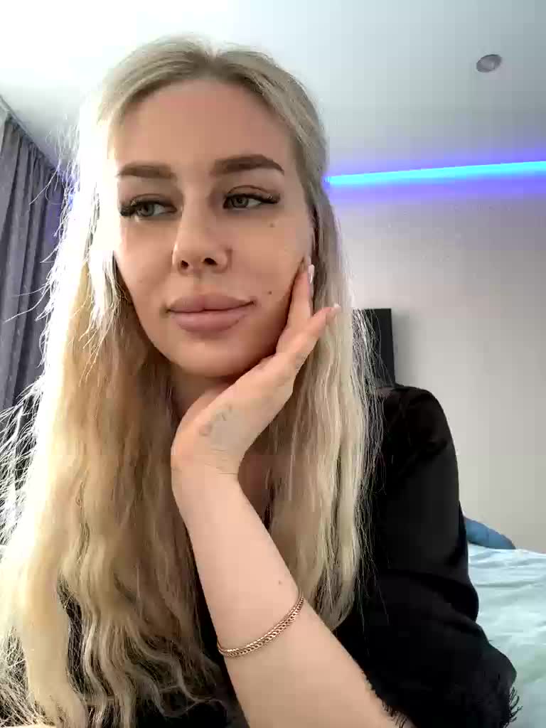 -Estonia- Live Sex April 21, 2026