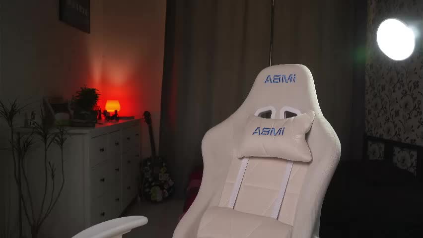 roxannabrik Live Sex April 21, 2026