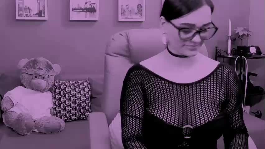 chantallovely Live Sex April 21, 2026