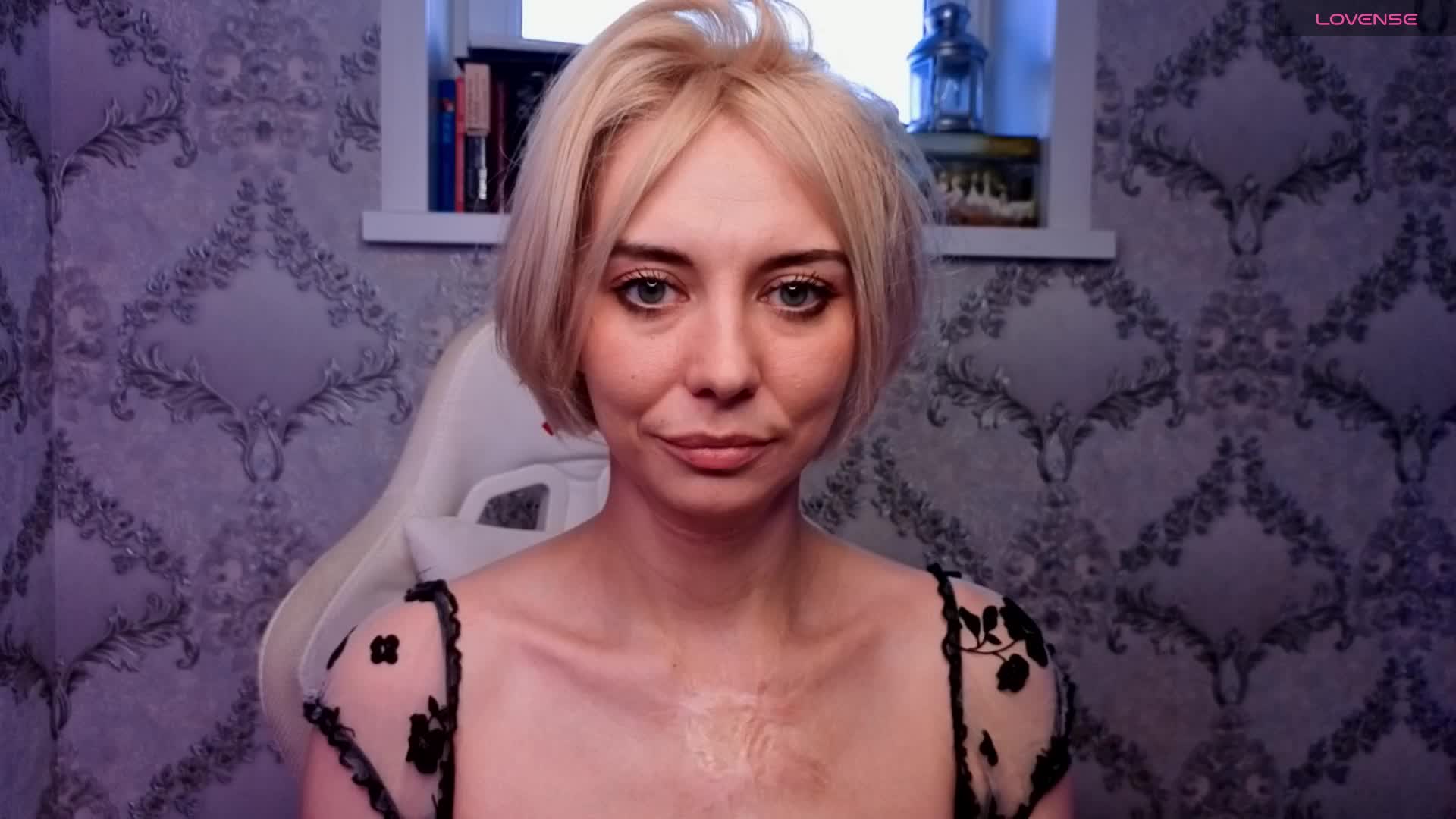 BlondIce Live Sex April 21, 2026