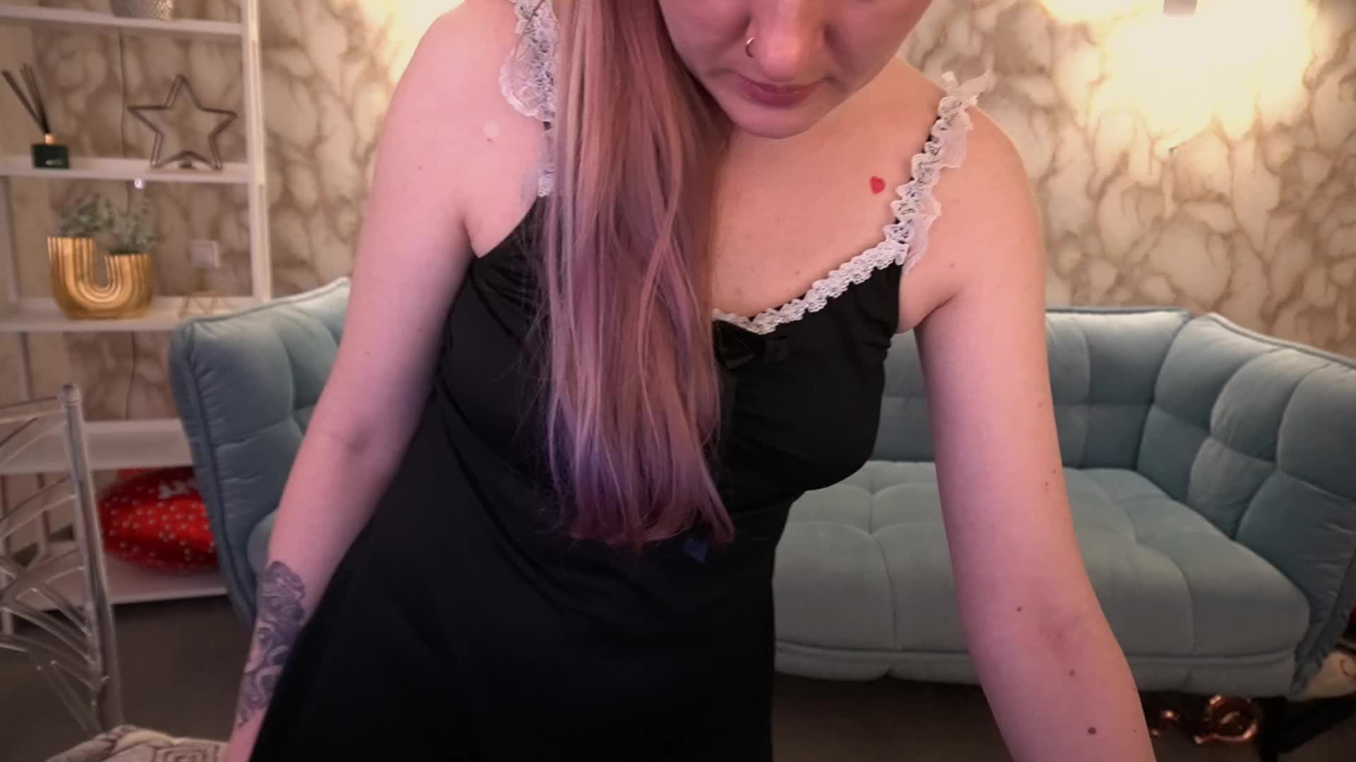 DramaQuenns Live Sex April 21, 2026
