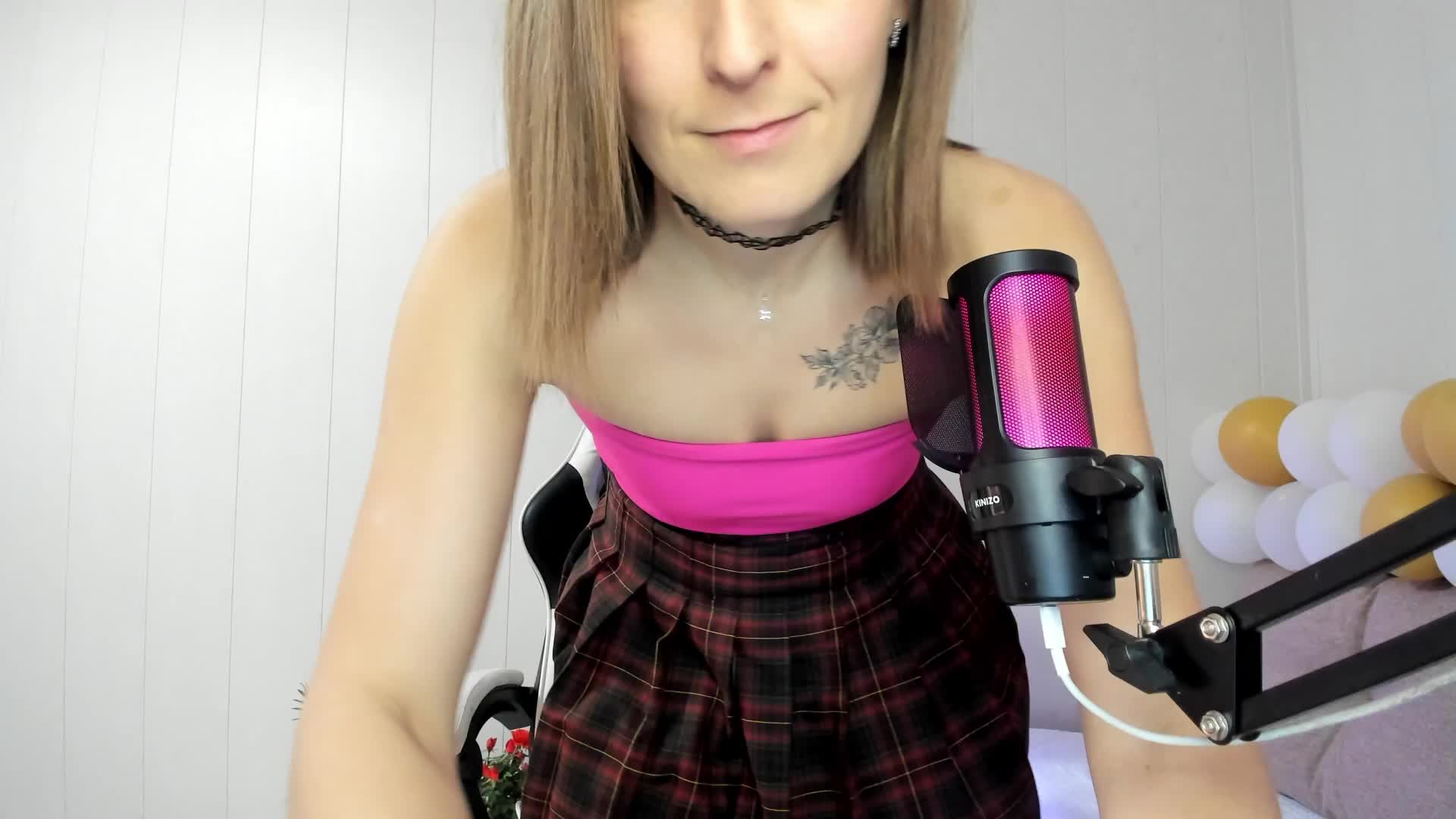 Kiza9 Live Sex April 21, 2026