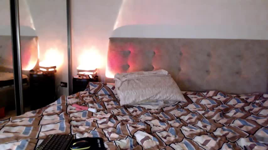 -Yummybabes- Live Sex April 21, 2026