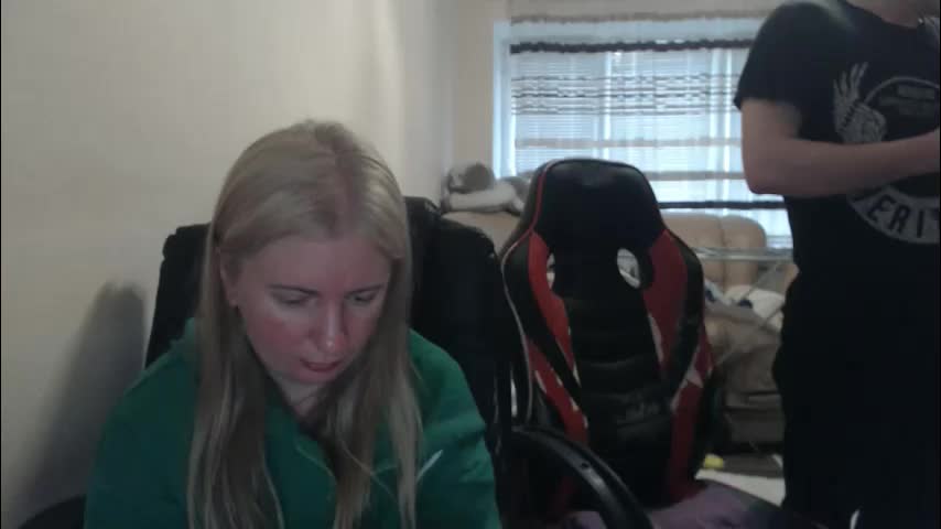 jenisandpeter Live Sex April 21, 2026
