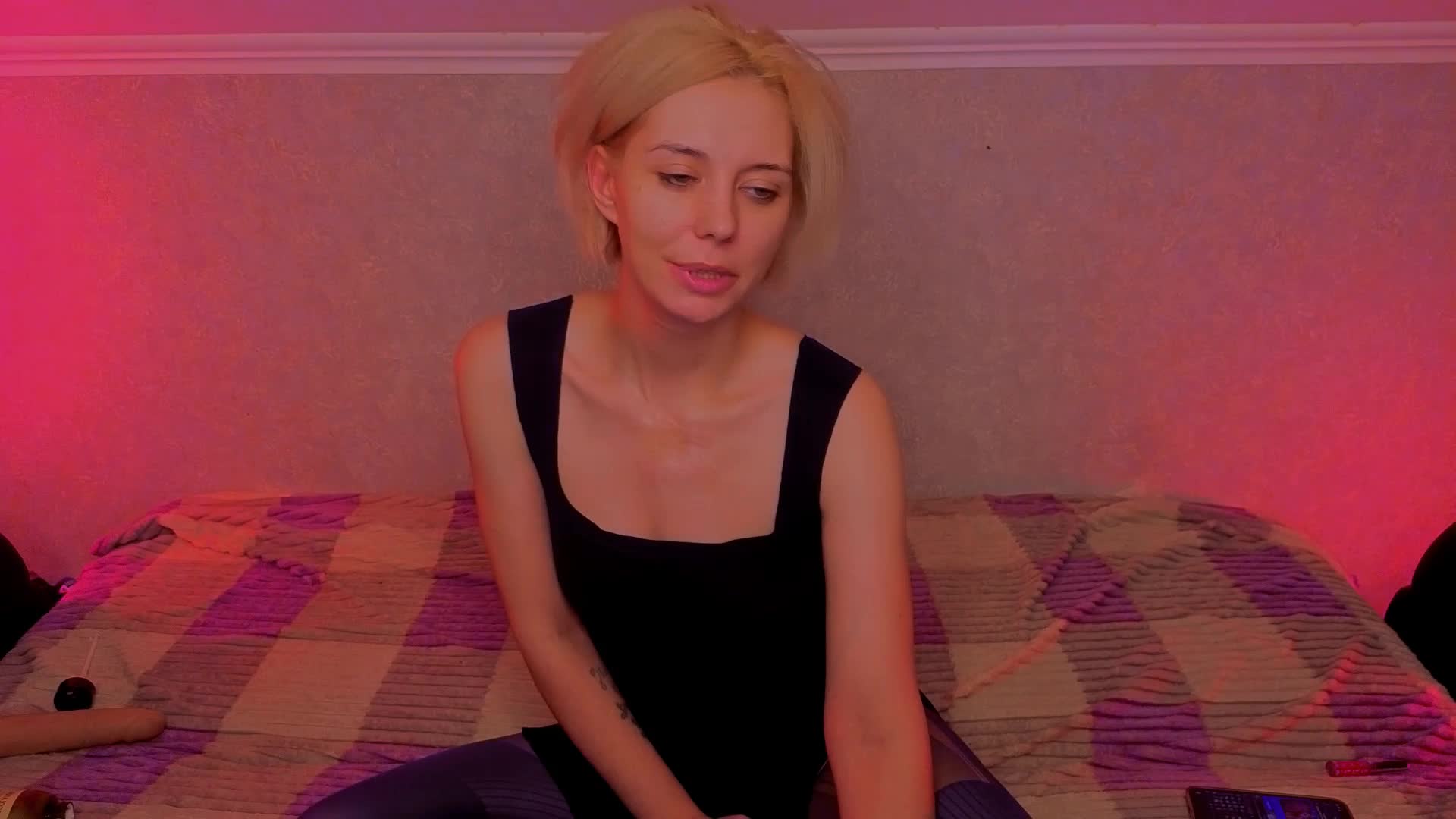 BlondIce Live Sex April 22, 2026