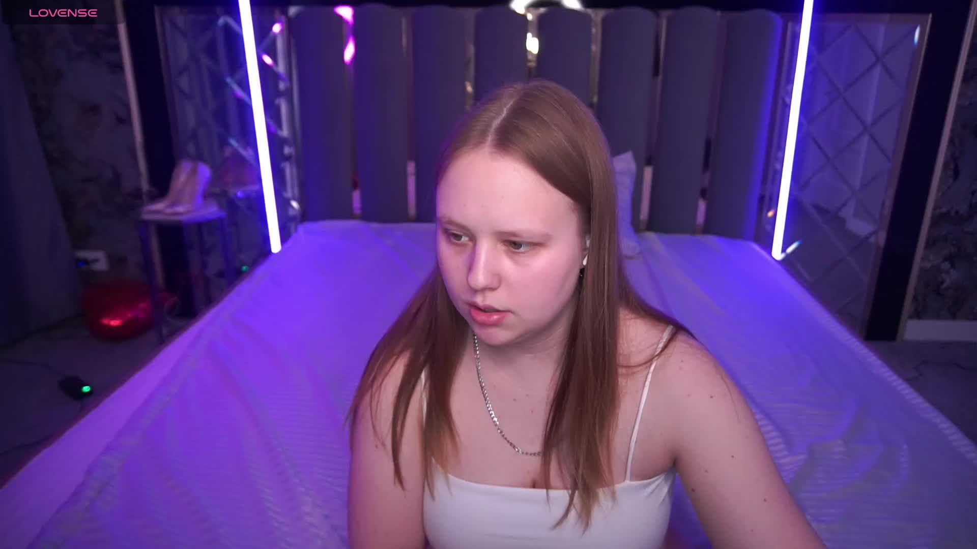 CrystallPaws Live Sex April 22, 2026