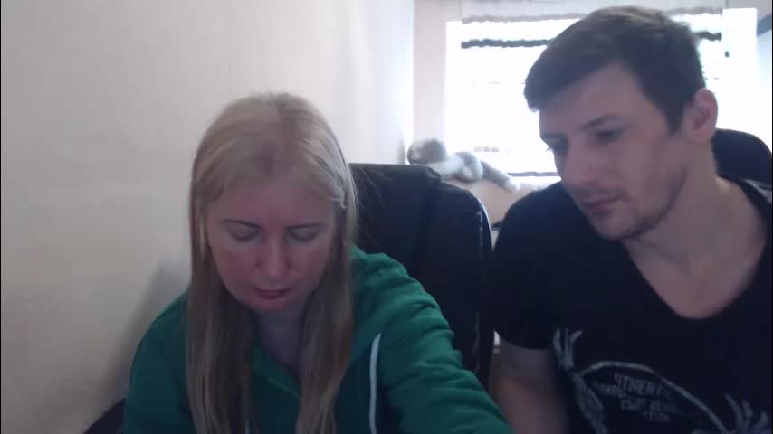 jenisandpeter Live Sex April 22, 2026