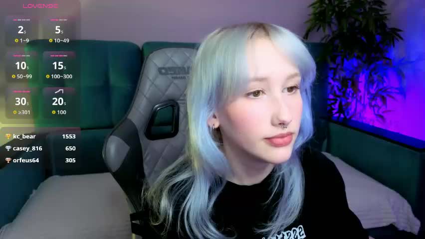 chrome_heartz Live Sex April 22, 2026