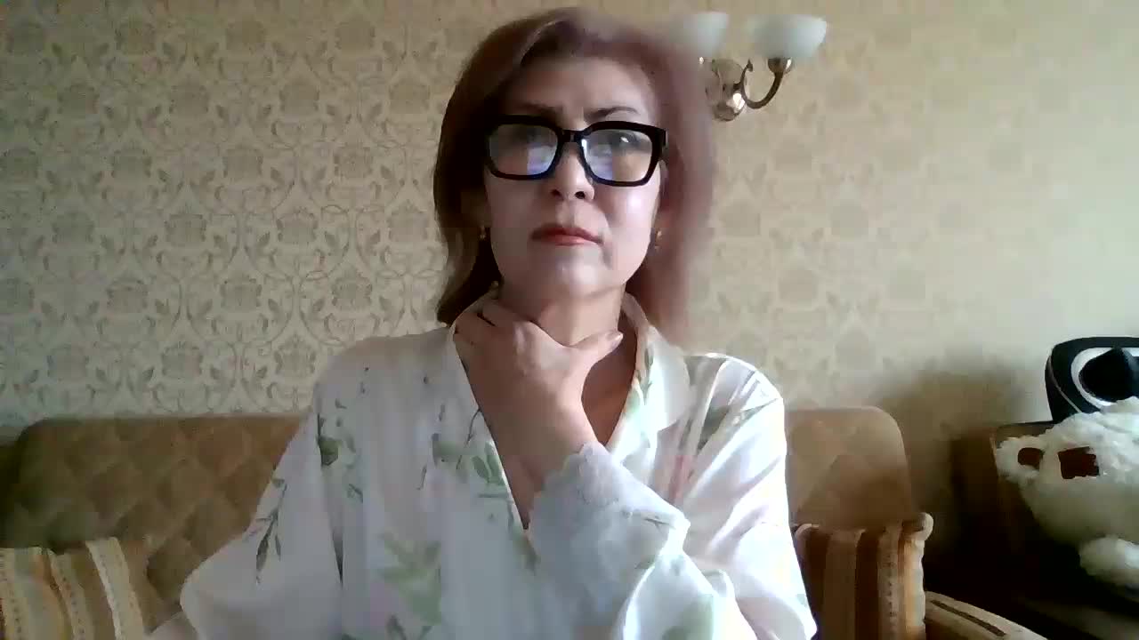 ElegantLady00 Live Sex April 22, 2026