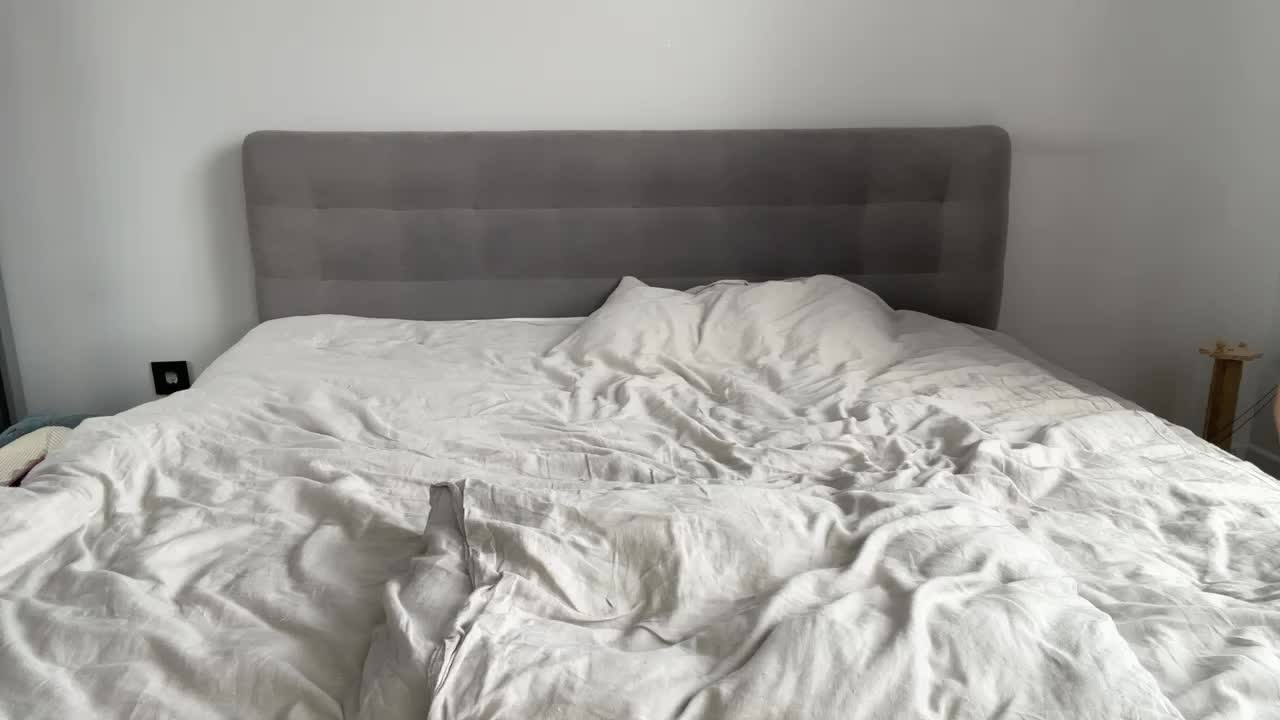 AlyraSun Live Sex April 22, 2026