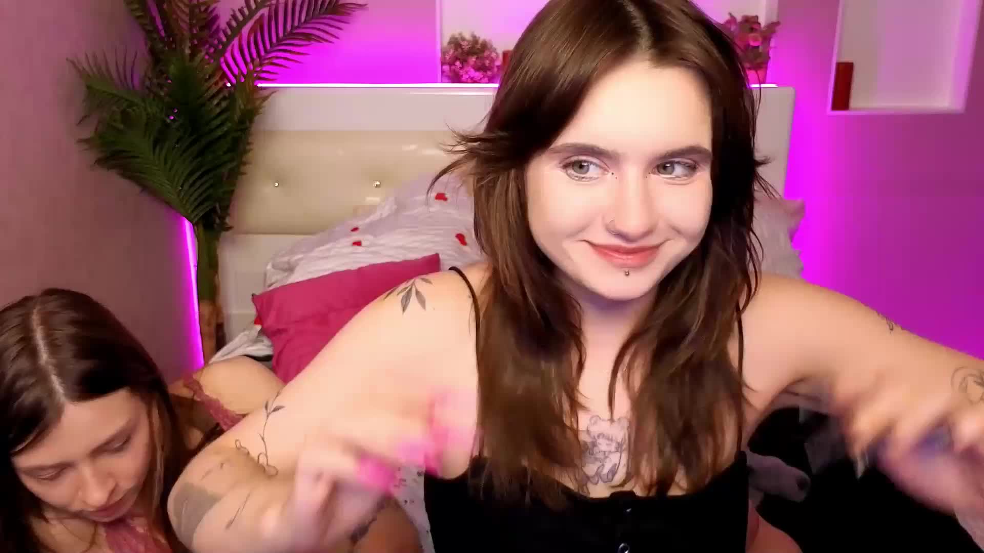 MaoandLulu Live Sex April 22, 2026