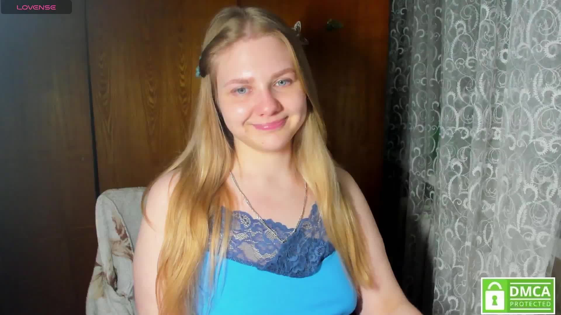 Emma-Frizea Live Sex April 22, 2026