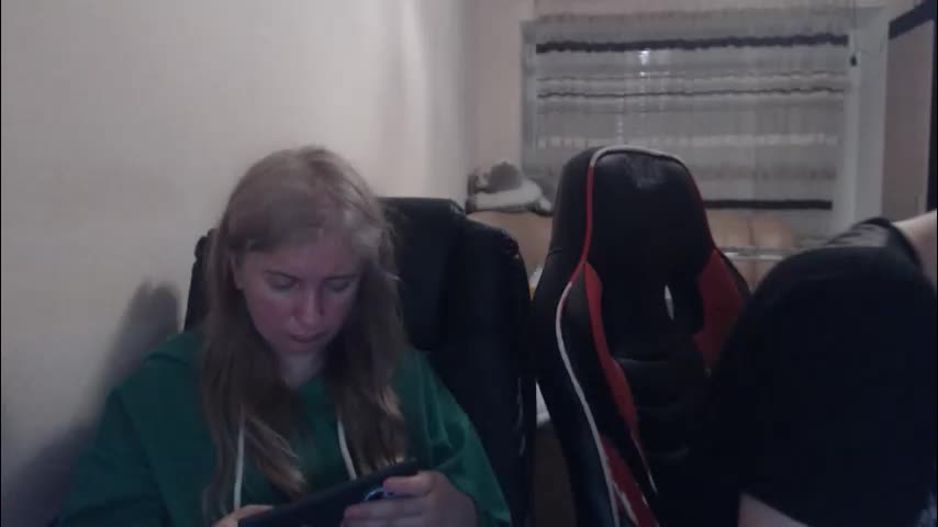 jenisandpeter Live Sex April 22, 2026