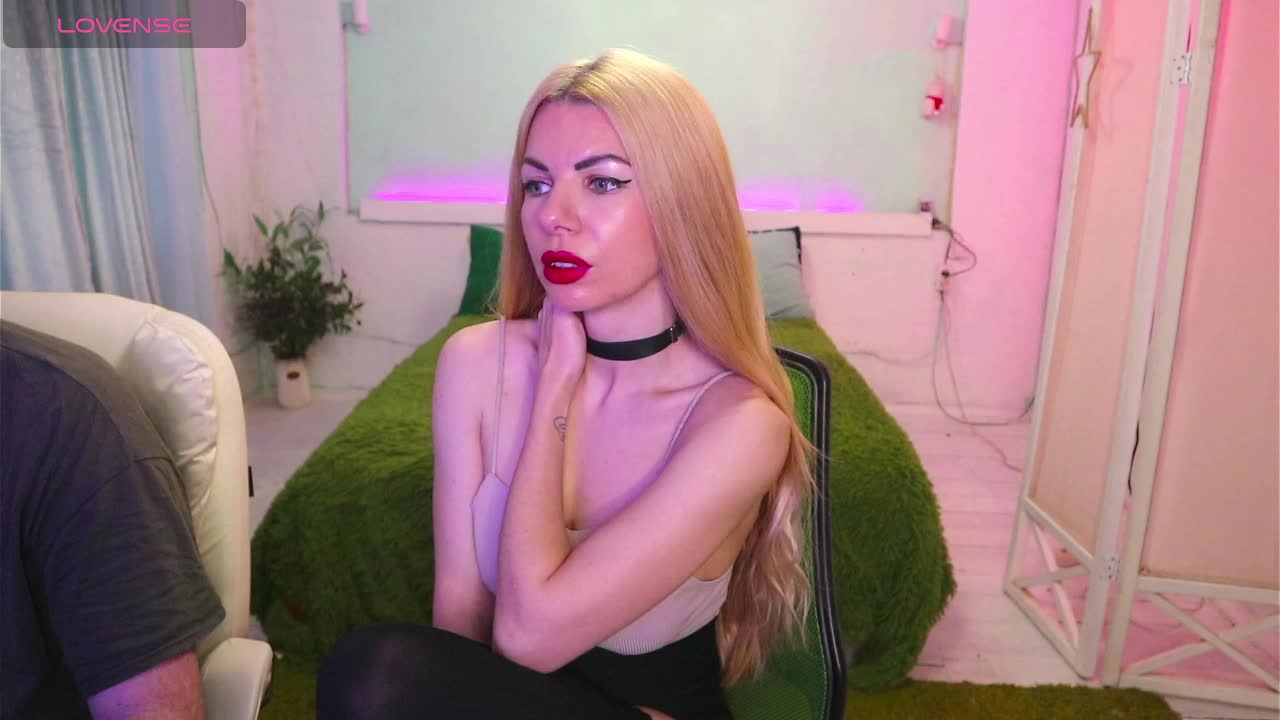 AlisaAleks Live Sex April 22, 2026