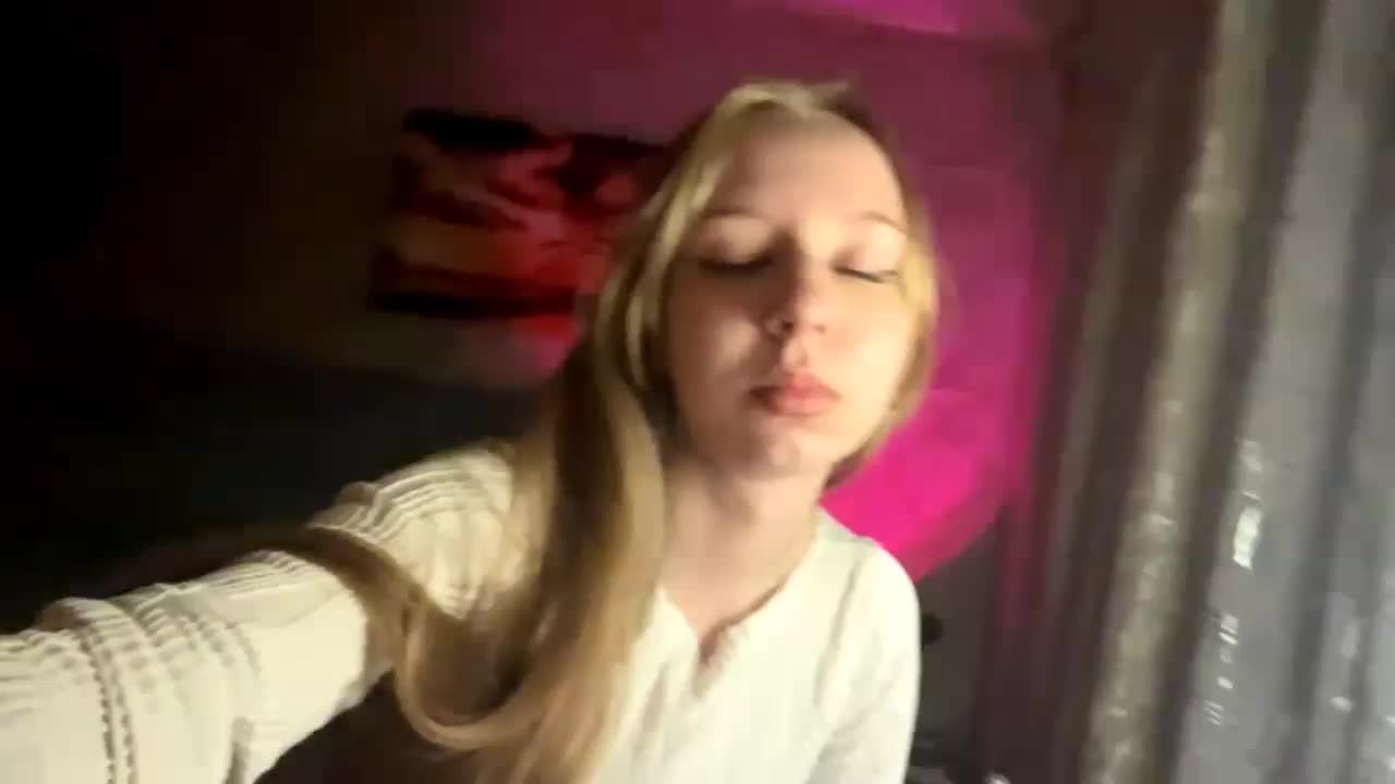 MercyDiamant Live Sex April 22, 2026