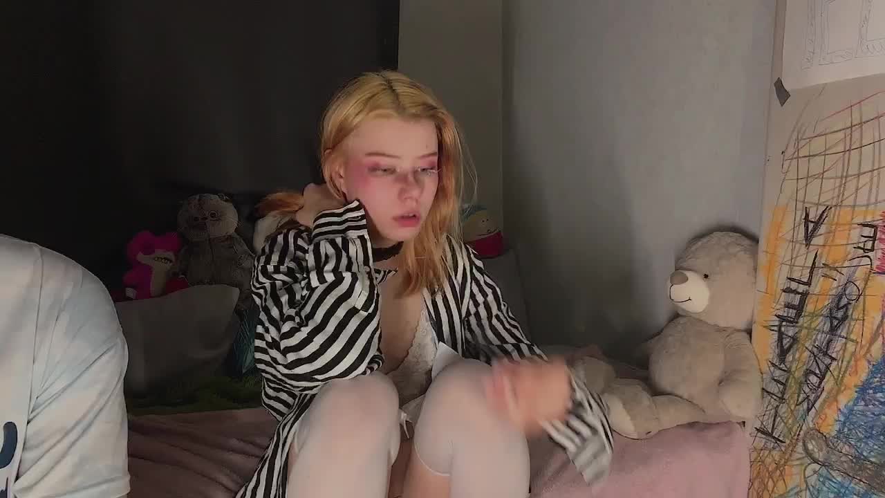 Z0mb1el0ll1 Live Sex April 22, 2026