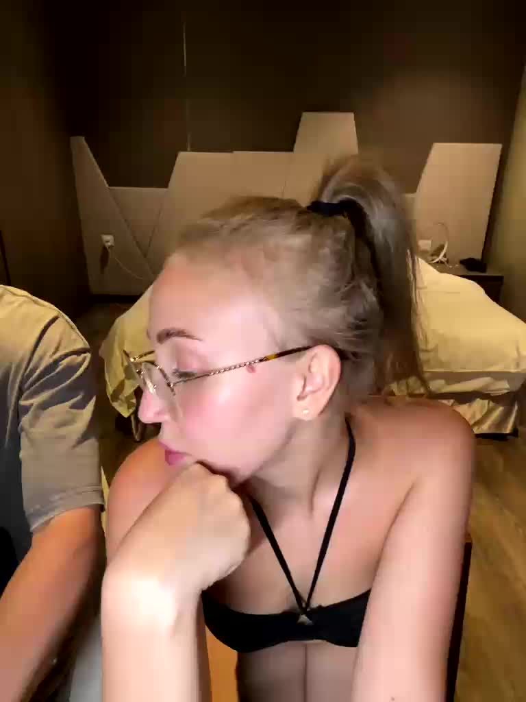 Durnaya_kis Live Sex April 22, 2026