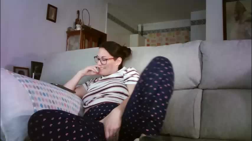 lolahueso Live Sex April 22, 2026
