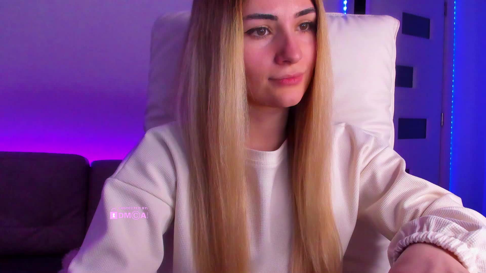 Lynx Live Sex April 22, 2026