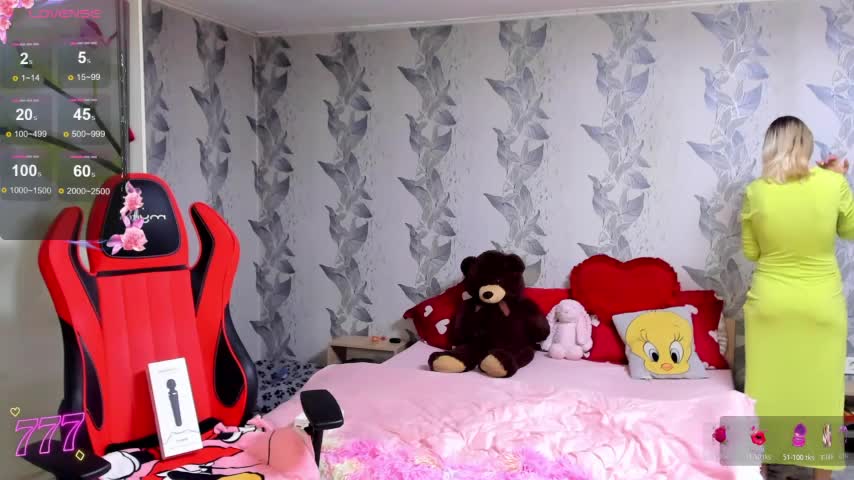 luxurydoll21 Live Sex April 22, 2026