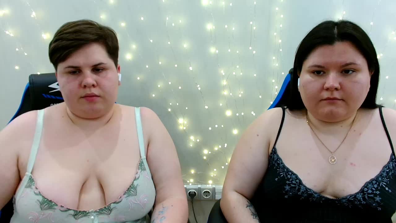BeckyAndEllen Live Sex April 22, 2026