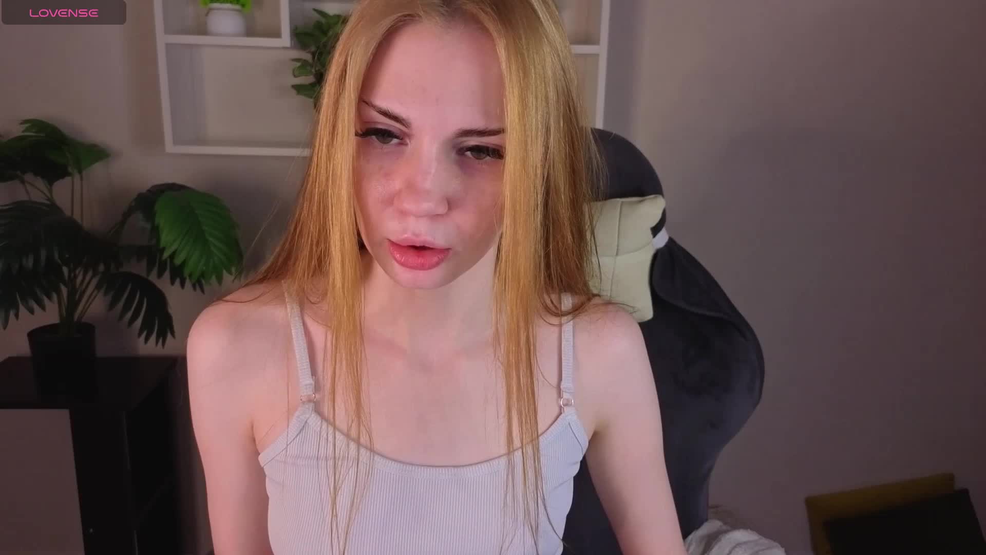 JennieHunter Live Sex April 22, 2026