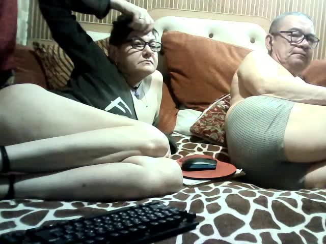 coupleofcoolx Live Sex April 22, 2026